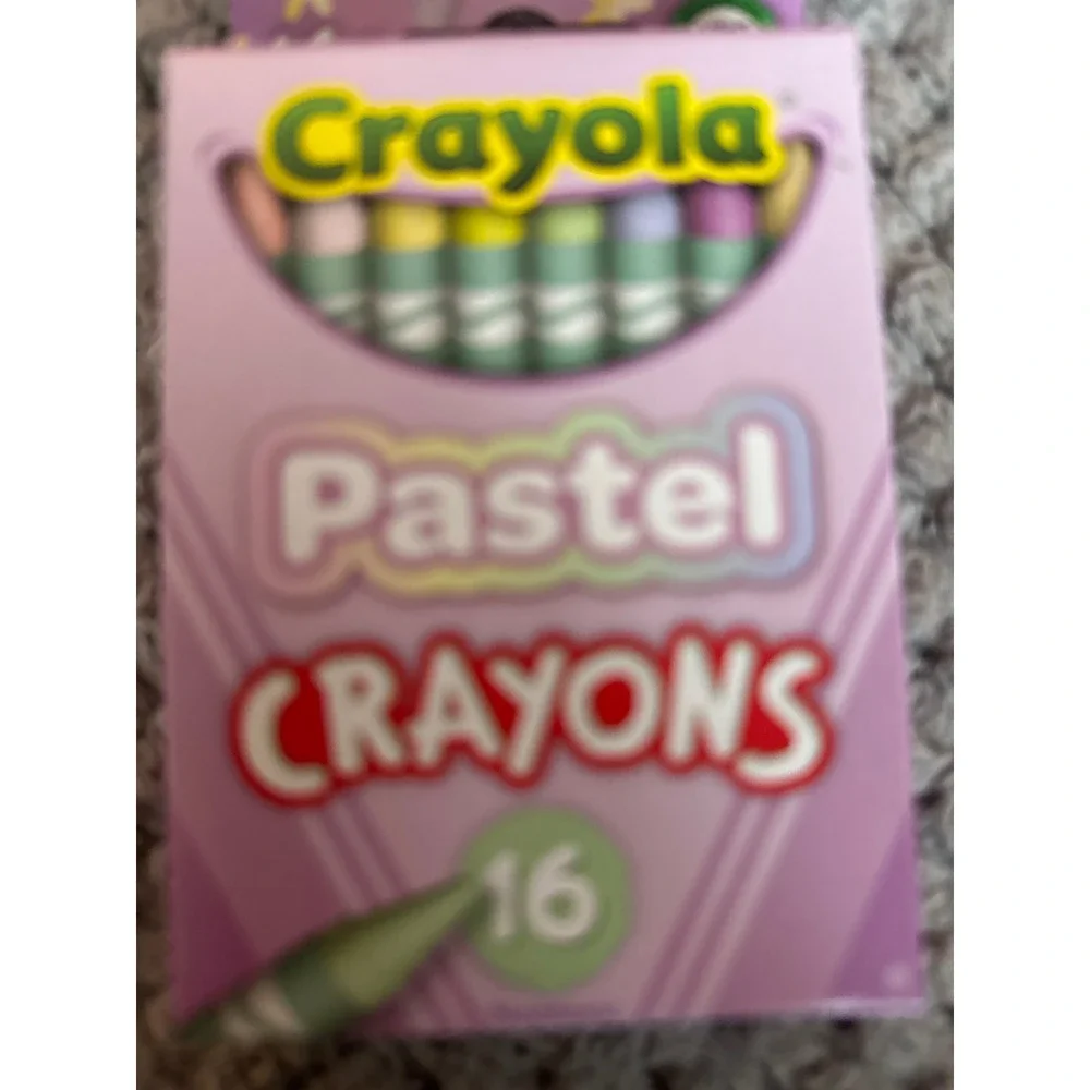 Crayola Colors of the World Colored Pencils Crayons and Pastel Crayons Set 4pk